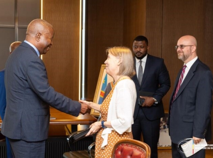 RDC–USA : Adolphe Muzito et Lucy Tamlyn renforcent le dialogue autour du climat des affaires et de la stabilité régionale